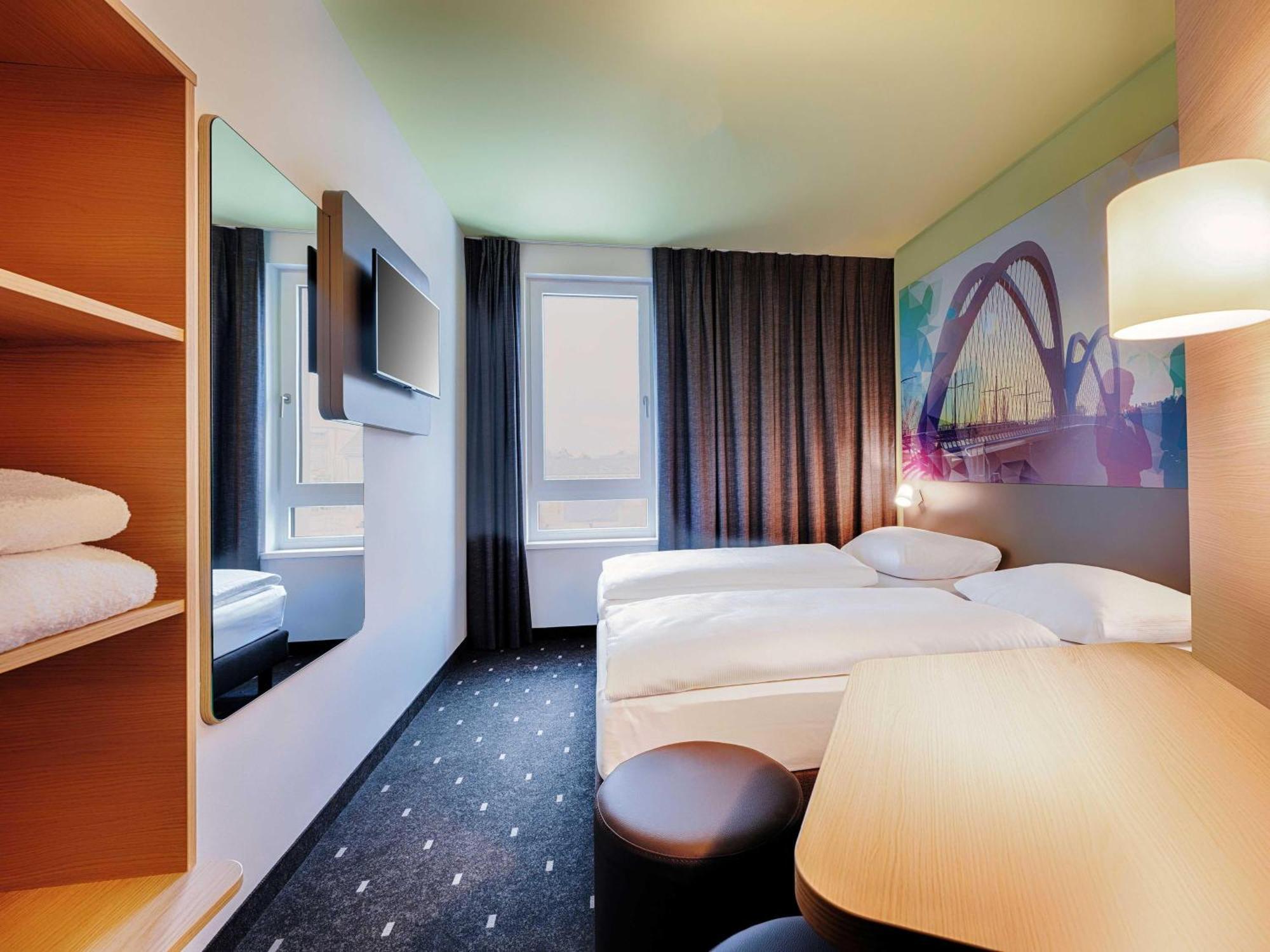 Hotel B&B Hotel Kehl 3*