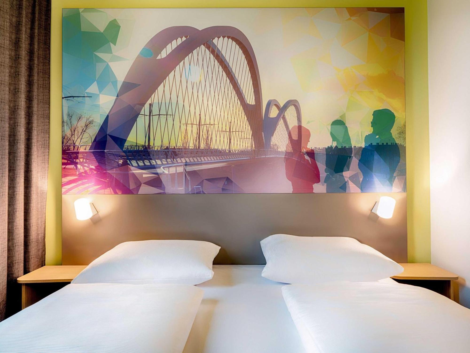 Hotel B&B Hotel Kehl 3*